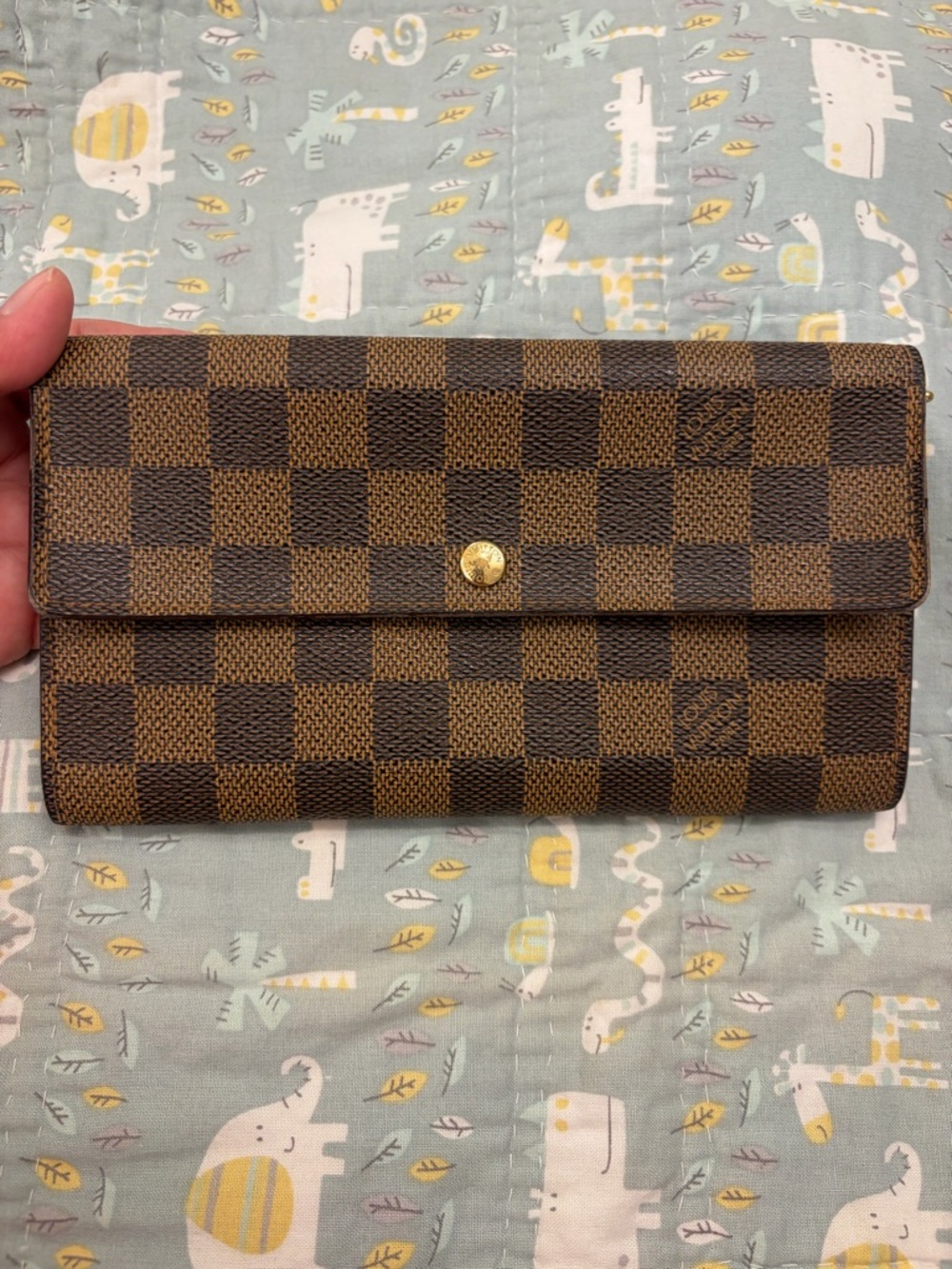 Louis Vuitton Sarah Damier Wallet (PRICE FIRM)